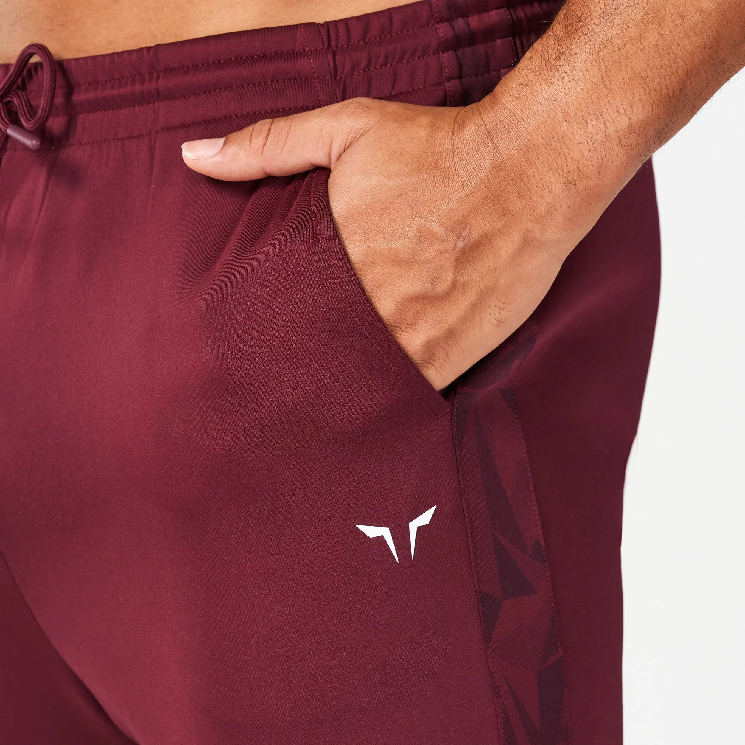 Active Tapered Pants - Burgundy