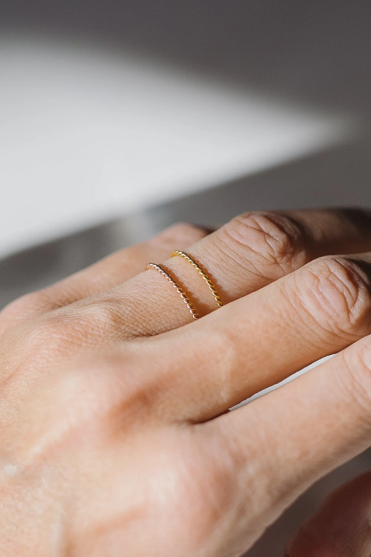 Minimal Spiral Fashion Ring