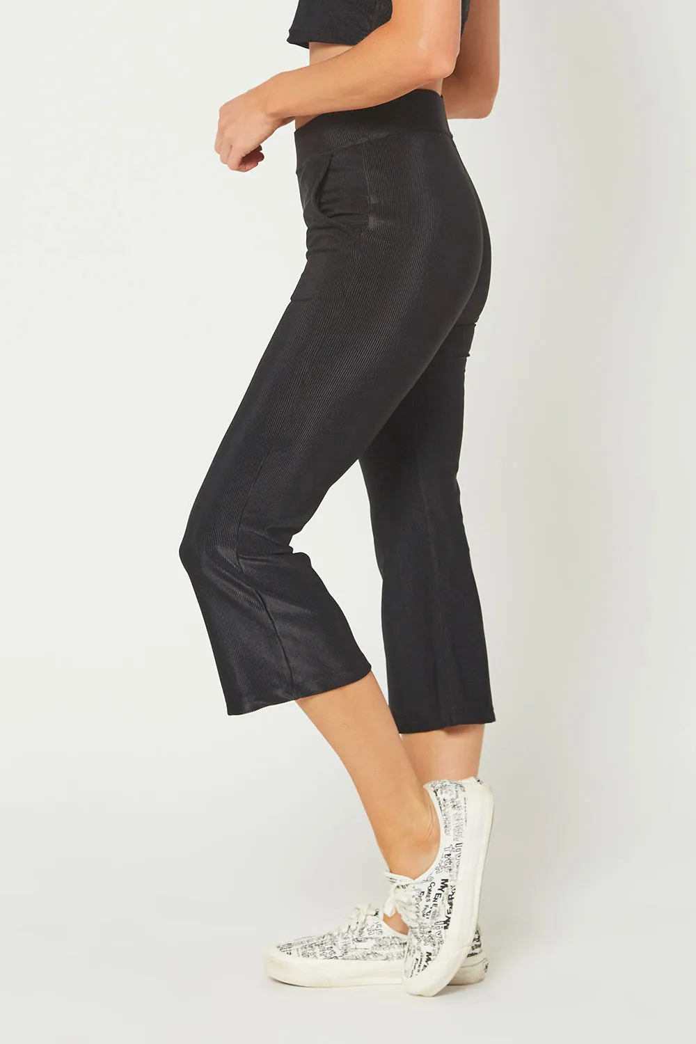 Ribbed Pocket Crop Pants