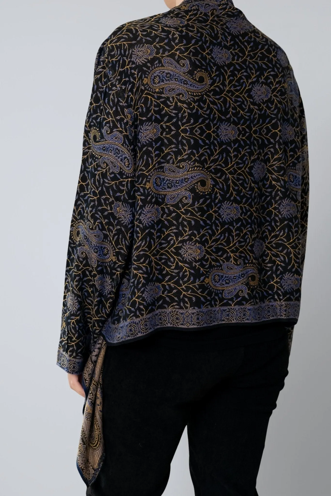 Short Printed Jacket - Indigo Paisley